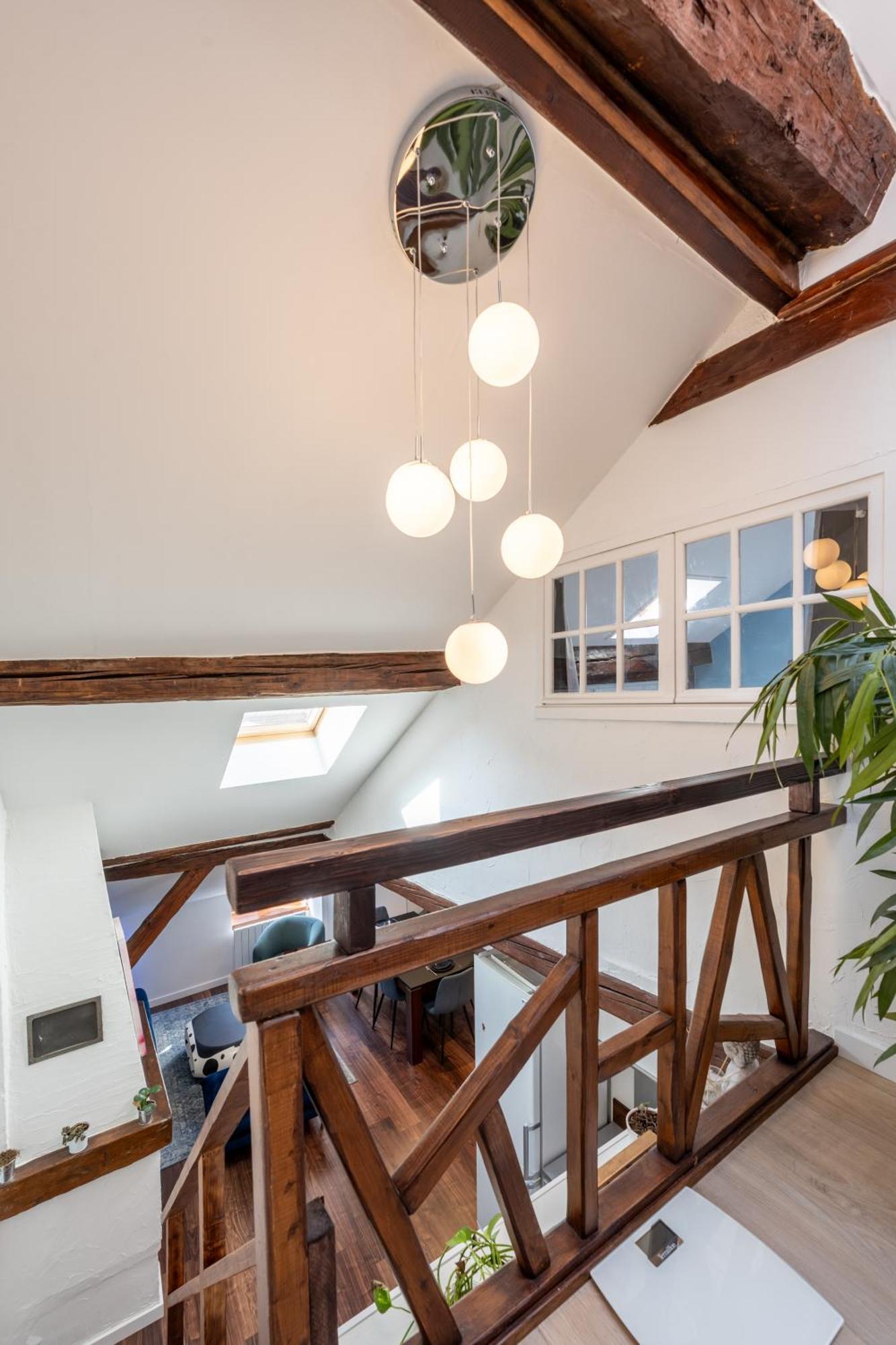 Sous Les Toits D'Annecy, Un Appartement Irresistible Pour 1 A 6 Personnes En Plein Coeur De Ville Zewnętrze zdjęcie