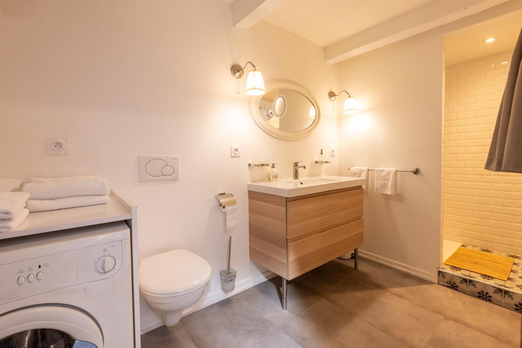 Sous Les Toits D'Annecy, Un Appartement Irresistible Pour 1 A 6 Personnes En Plein Coeur De Ville Zewnętrze zdjęcie