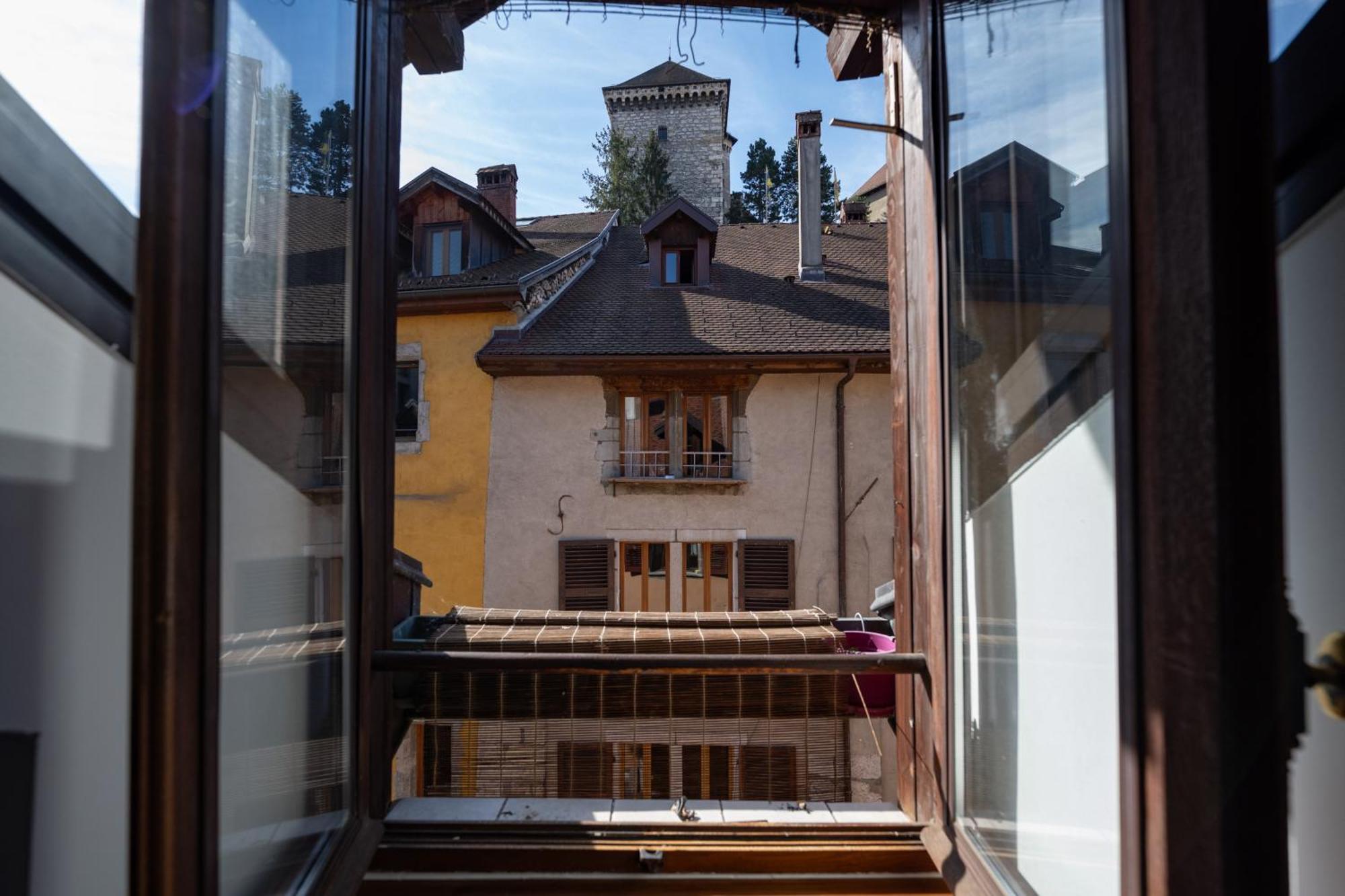 Sous Les Toits D'Annecy, Un Appartement Irresistible Pour 1 A 6 Personnes En Plein Coeur De Ville Zewnętrze zdjęcie