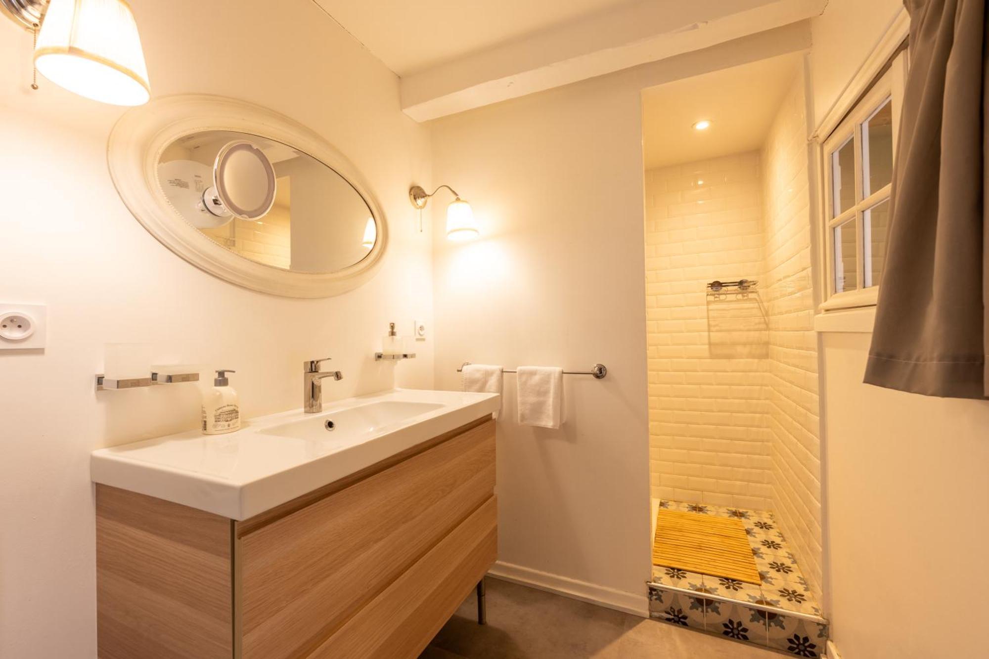 Sous Les Toits D'Annecy, Un Appartement Irresistible Pour 1 A 6 Personnes En Plein Coeur De Ville Zewnętrze zdjęcie