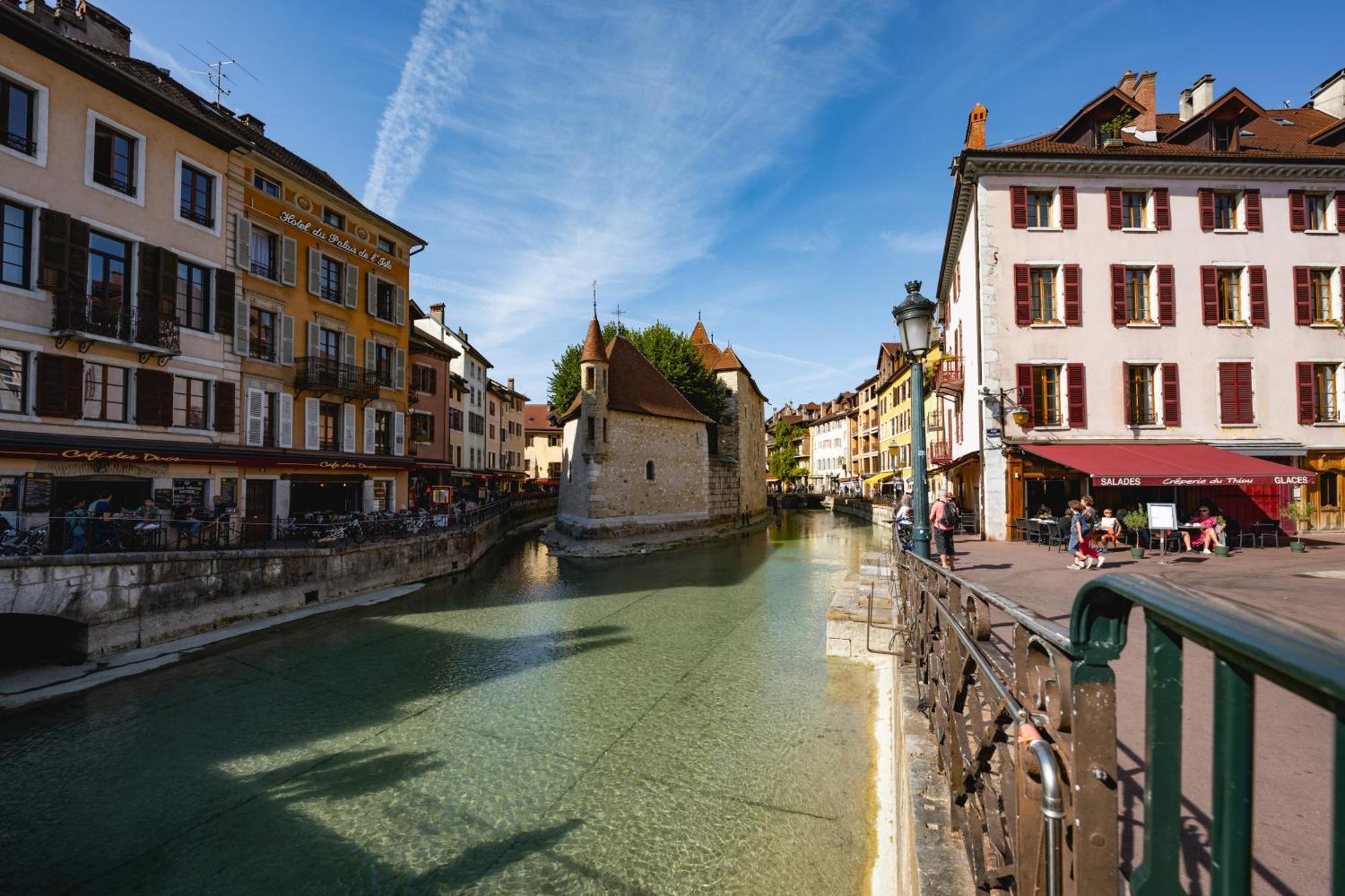 Sous Les Toits D'Annecy, Un Appartement Irresistible Pour 1 A 6 Personnes En Plein Coeur De Ville Zewnętrze zdjęcie